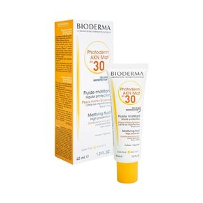 PHOTODERM AKN MATIFICANTE SPF 30 CAJA 40 ML